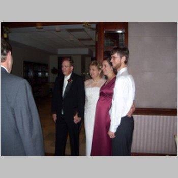 _Greg_and_Shirley,_dau.,_Lara_and_husb.,Greg_Miller.JPG